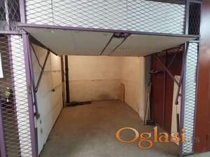 Odlična garaža ugao ul. Novosadskog sajma i ul.Branimira Ćosića